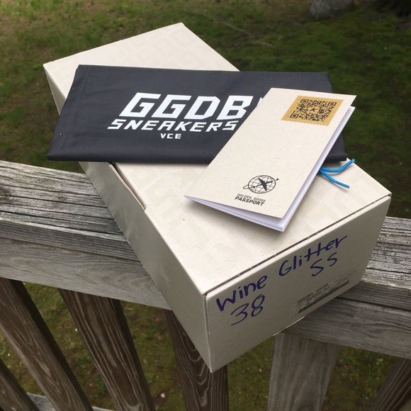 Golden Goose Superstar Sneaker Wine Glitter NIB - Picture 11 of 11